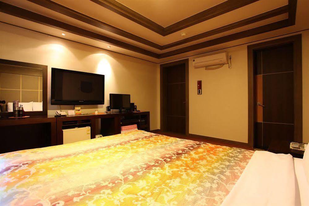 Charmant Hotel Suwon Luaran gambar